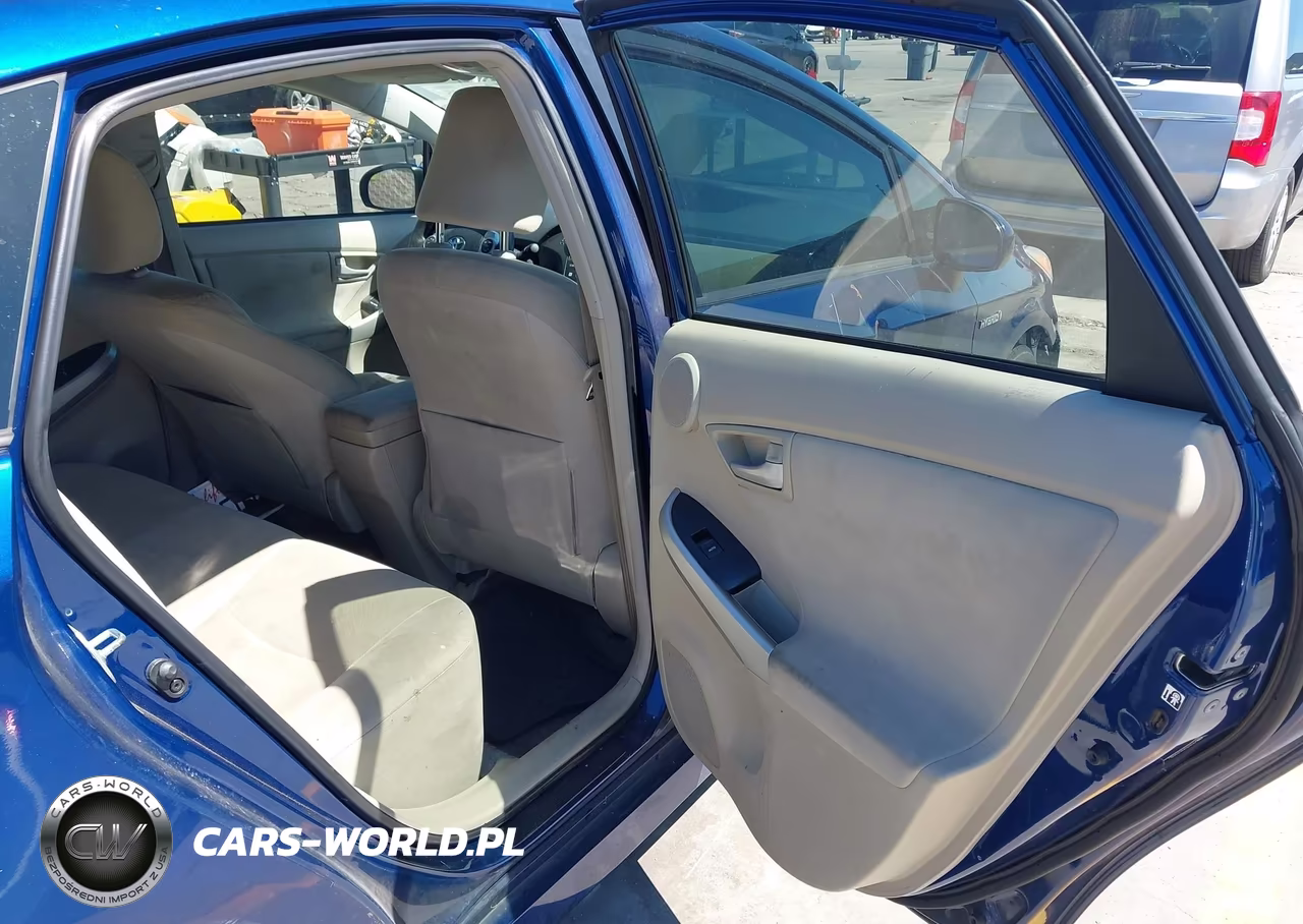 2011 Toyota Prius Three VIN:JTDKN3DU9B1428445 - 8