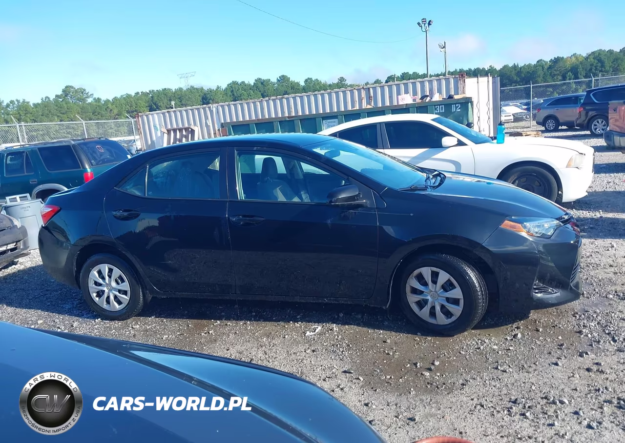 2018 Toyota Corolla L VIN:2T1BURHE4JC985881 - 13