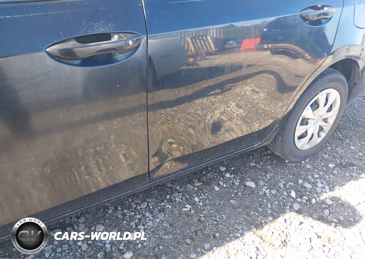 2018 Toyota Corolla L VIN:2T1BURHE4JC985881 - 6