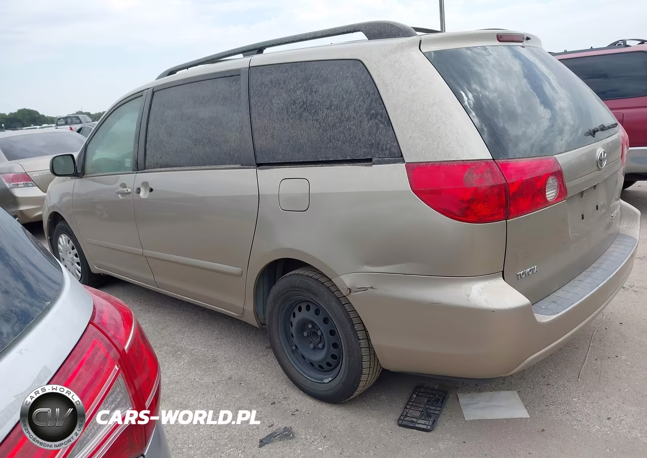2007 Toyota Sienna Le VIN:5TDZK23C57S018617 - 3