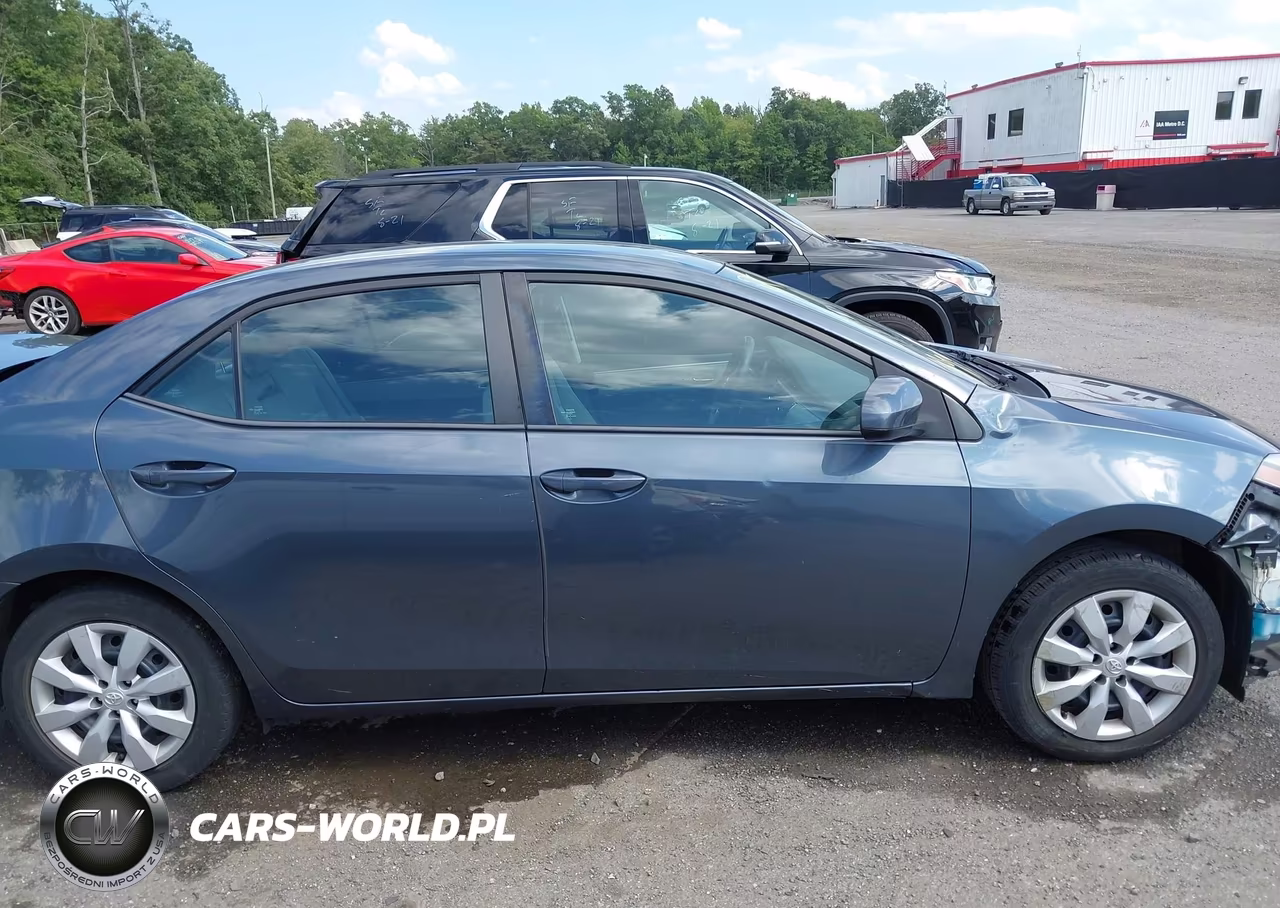 2016 Toyota Corolla Le VIN:2T1BURHE8GC745936 - 14