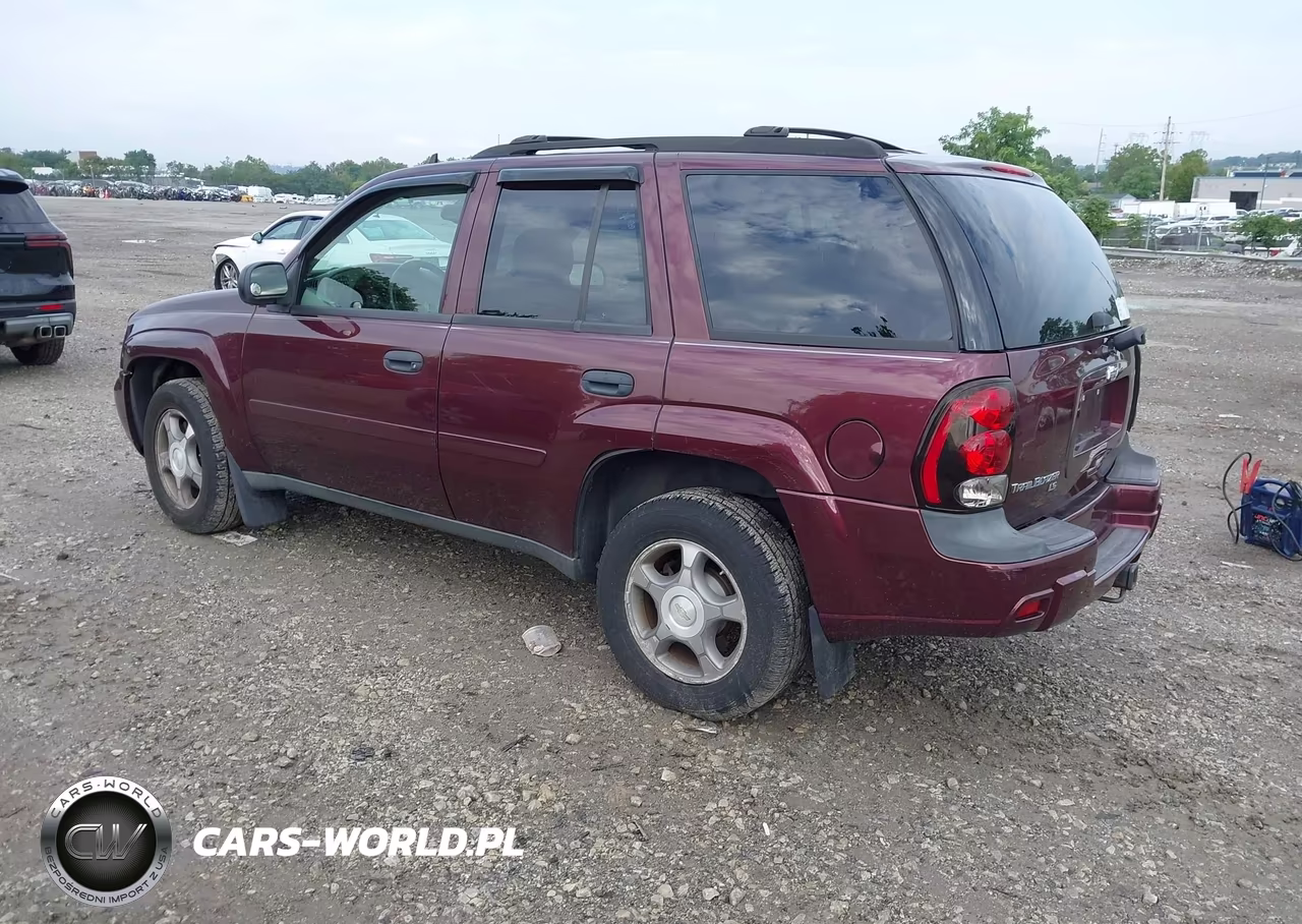 2007 Chevrolet Trailblazer Ls VIN:1GNDT13S372299484 - 3