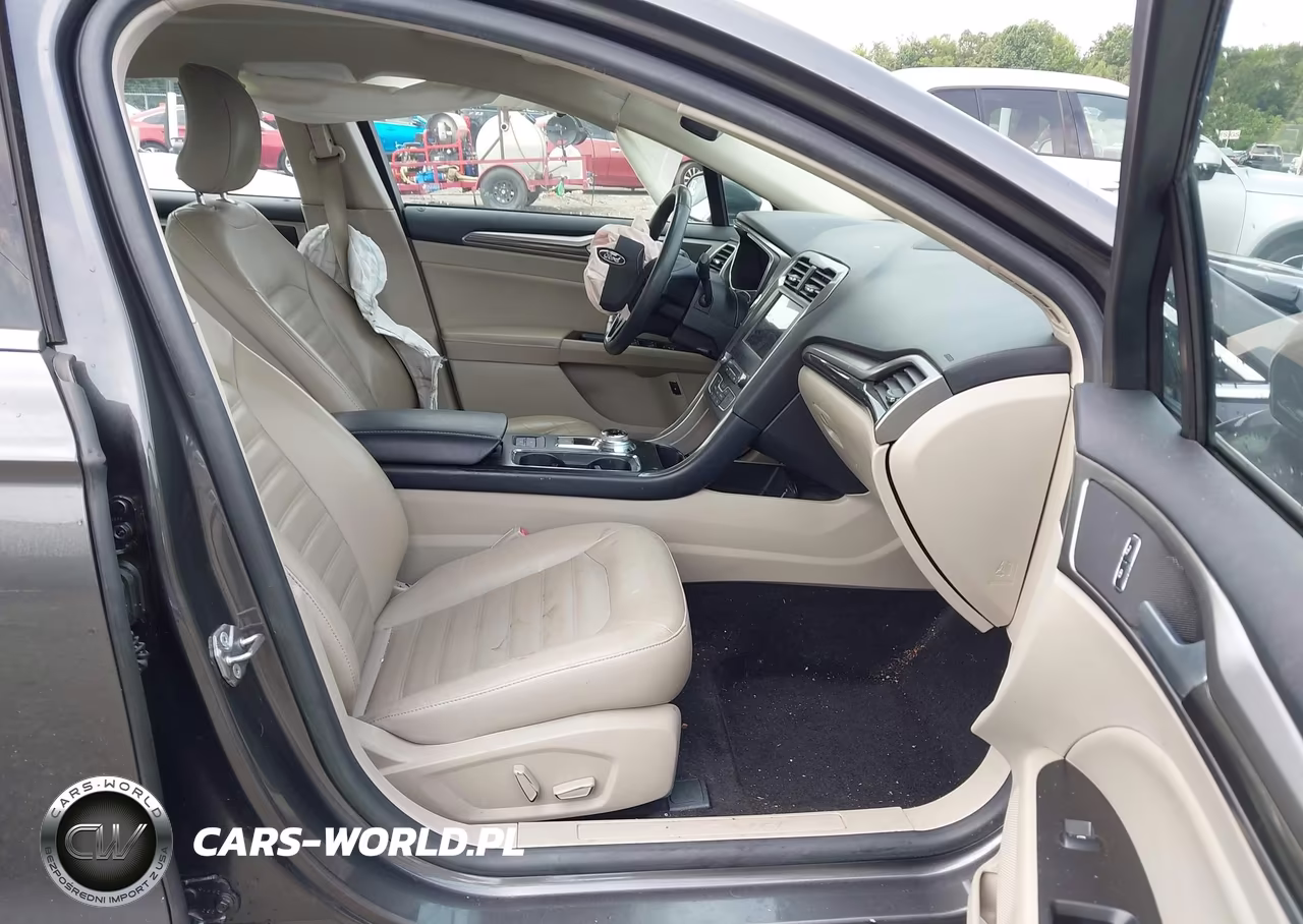 2018 Ford Fusion Energi Se Luxury VIN:3FA6P0PU3JR193248 - 5