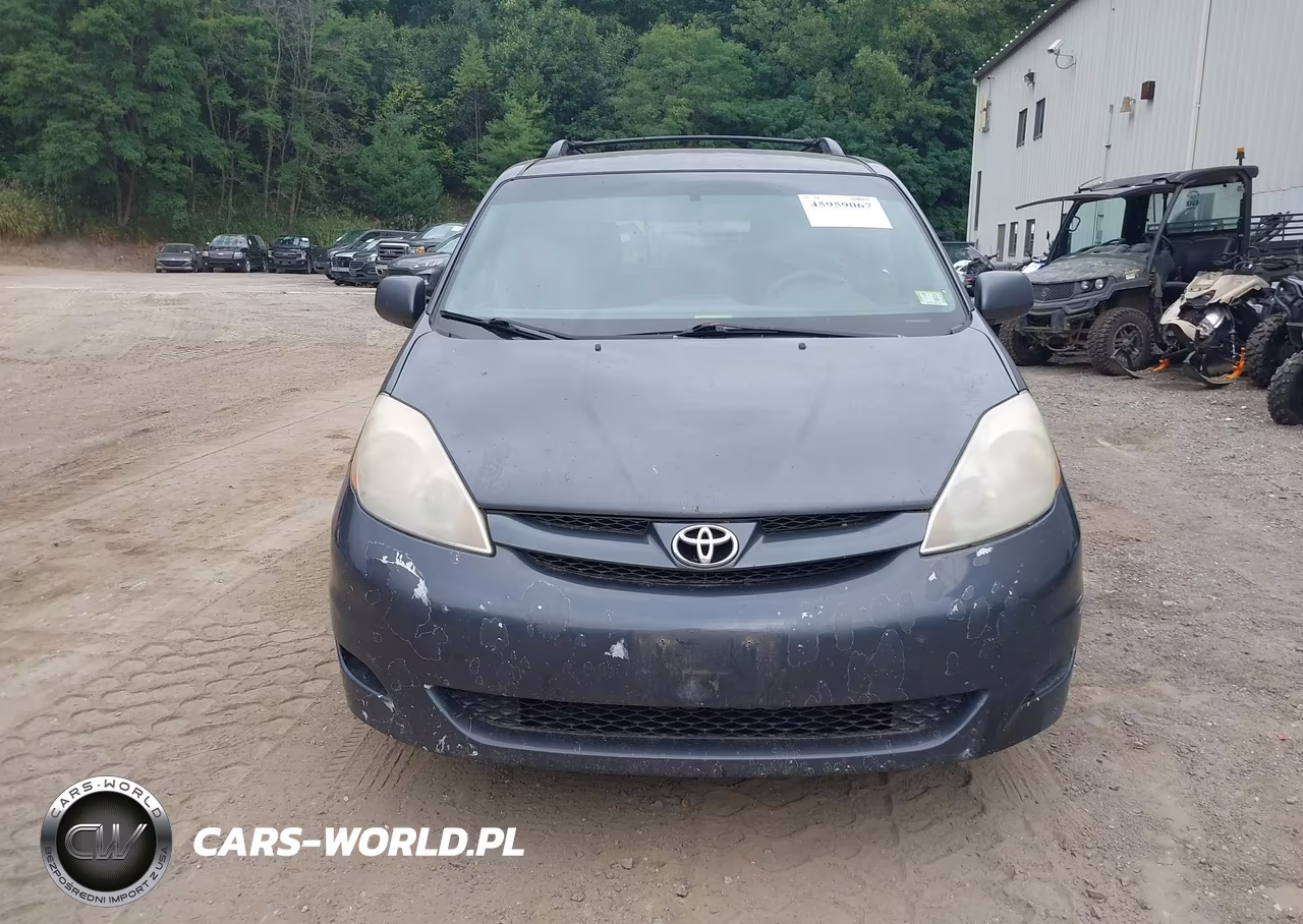 2010 Toyota Sienna Xle VIN:5TDDK4CC9AS028998 - 12