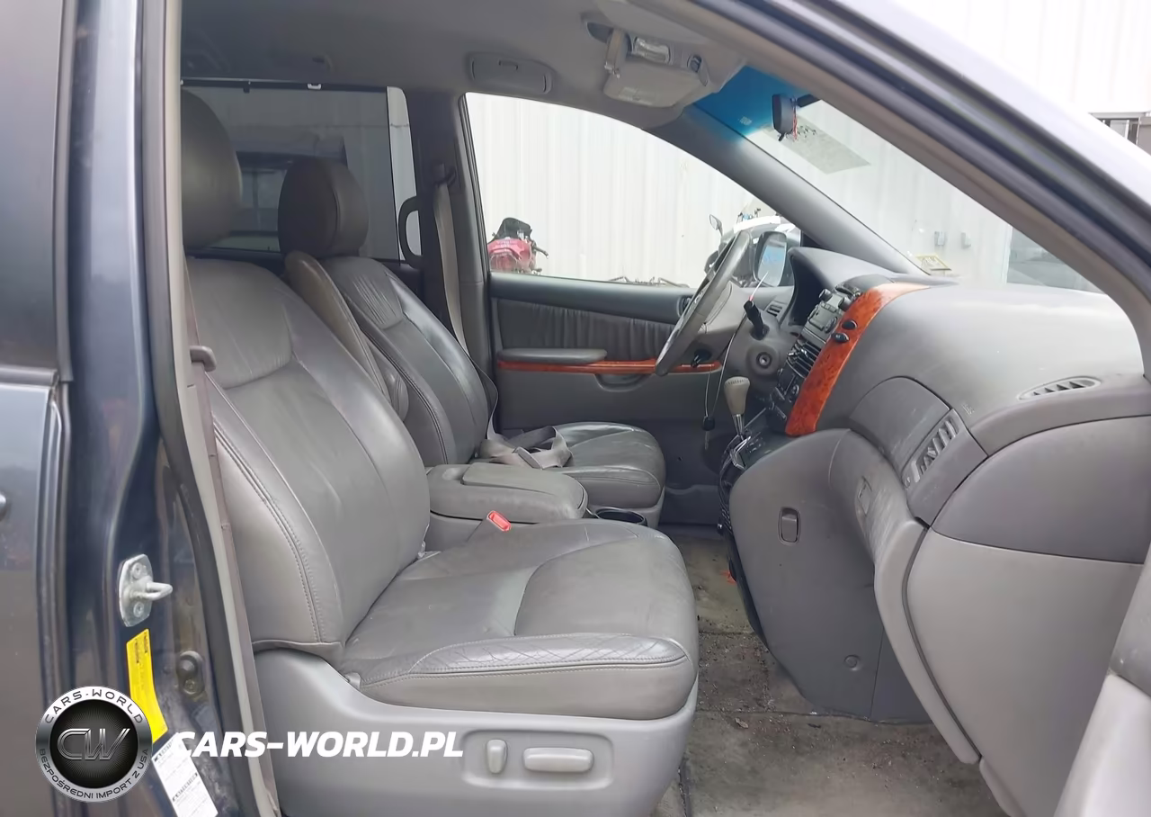 2010 Toyota Sienna Xle VIN:5TDDK4CC9AS028998 - 5