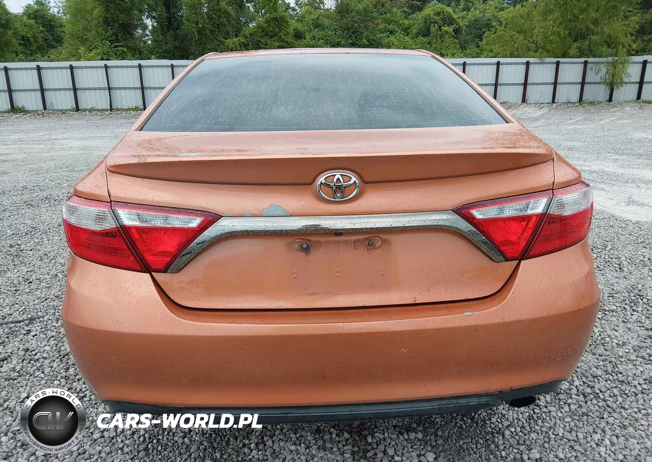 2016 Toyota Camry Se VIN:4T1BF1FK0GU564462 - 16