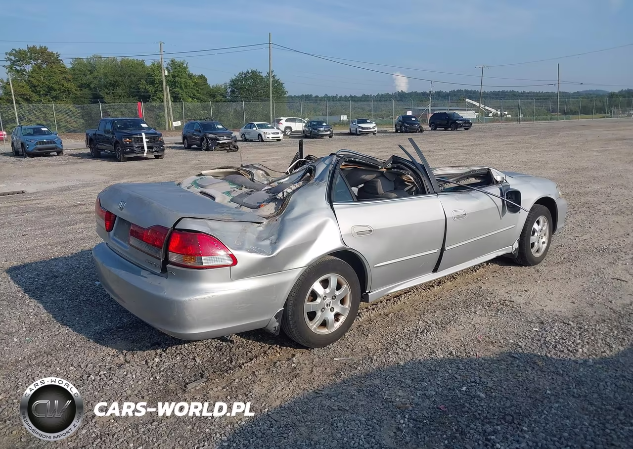 2001 Honda Accord 2.3 Ex VIN:1HGCG55601A124947 - 4