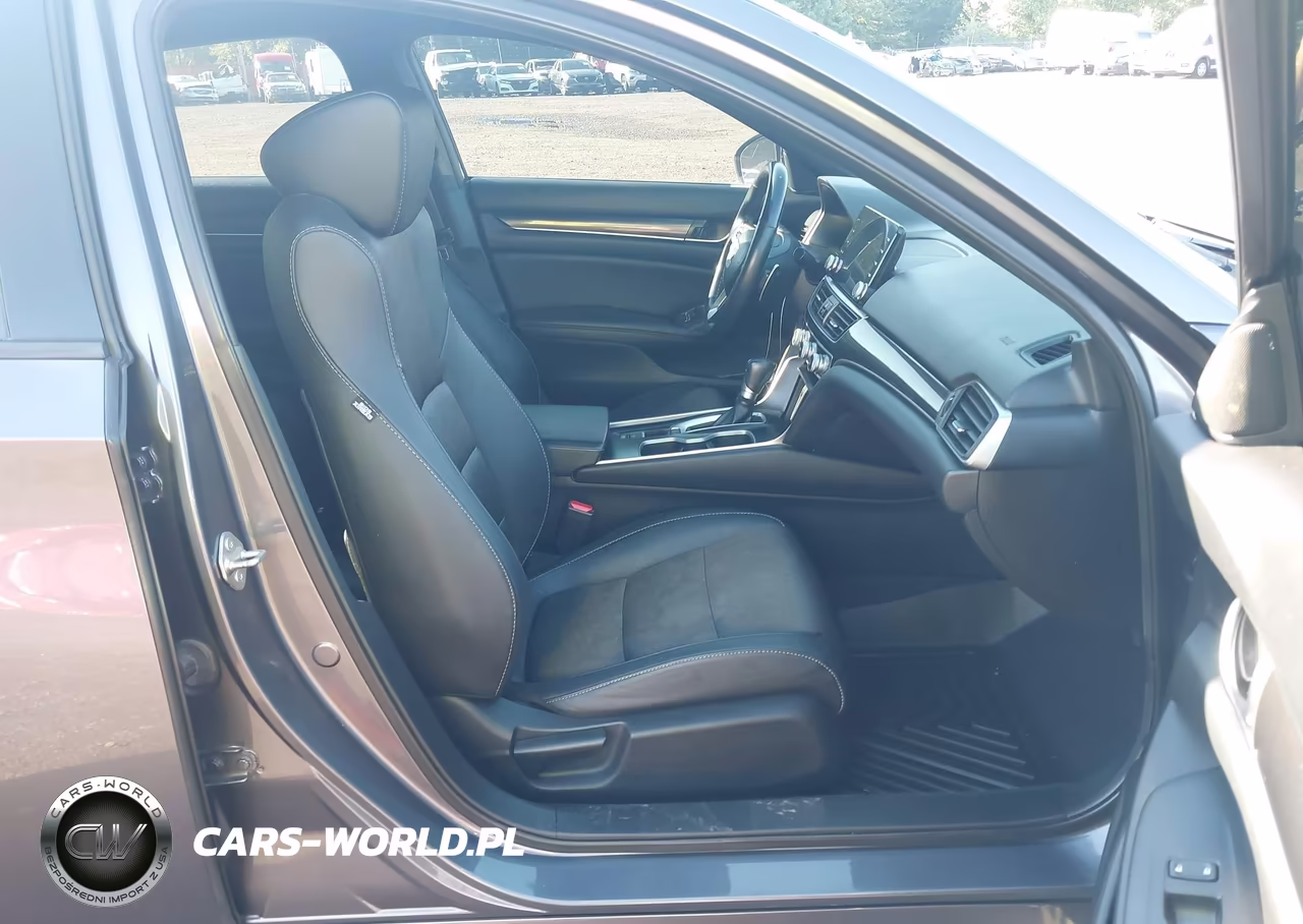 2019 Honda Accord Sport VIN:1HGCV1F33KA164167 - 5