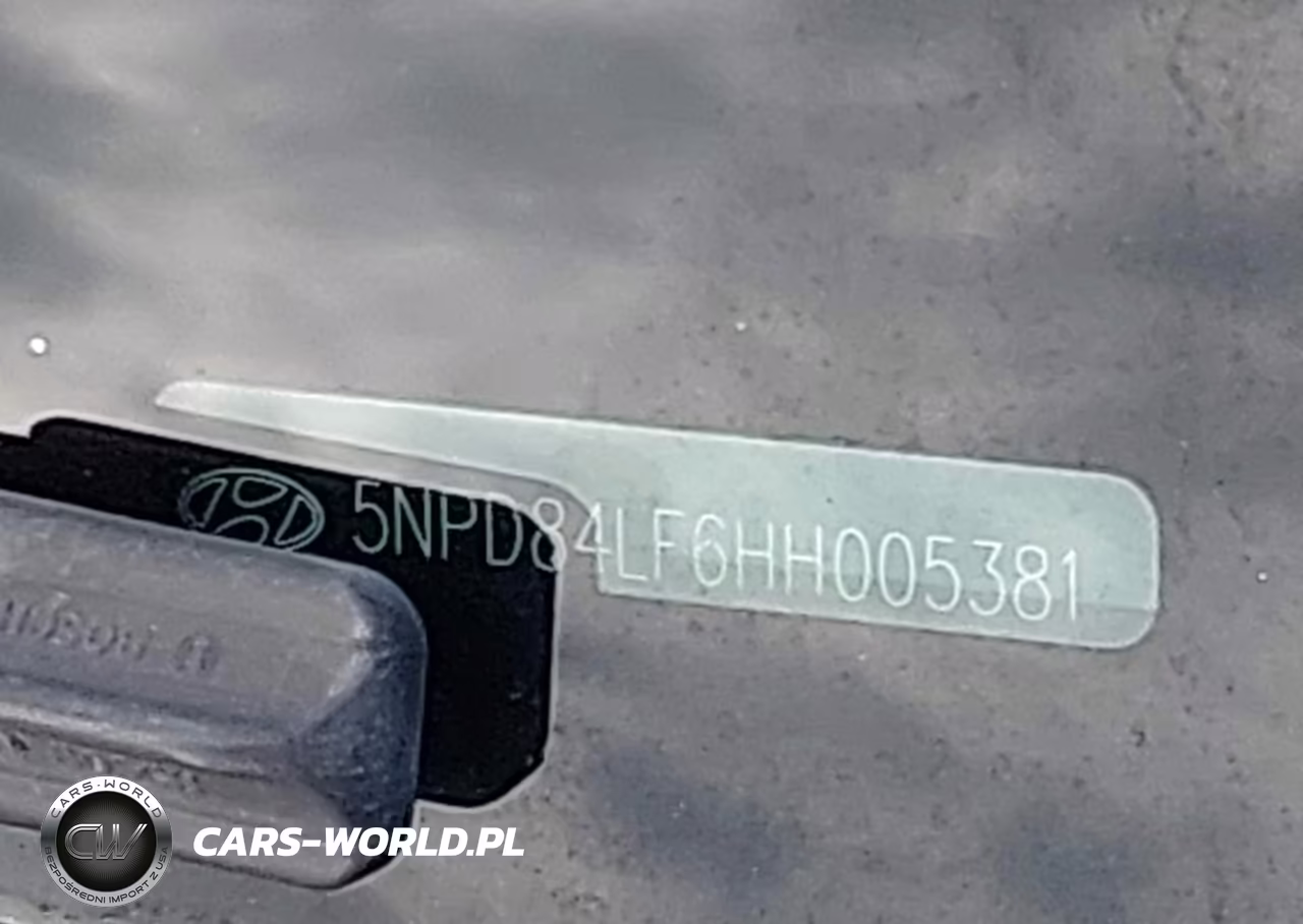 2017 Hyundai Elantra Limited VIN:5NPD84LF6HH005381 - 17
