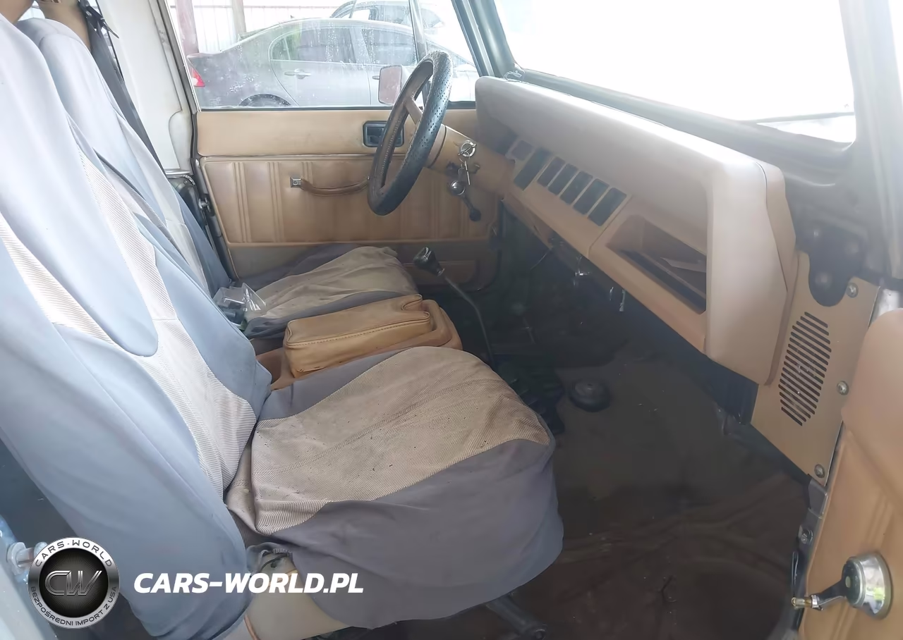 1988 Jeep Wrangler Sahara VIN:2BCCV8127JB537060 - 5