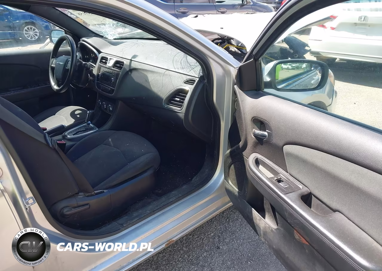 2012 Chrysler 200 Lx VIN:1C3CCBAB0CN204552 - 5
