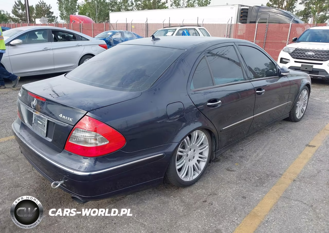 2008 Mercedes-Benz E 550 4Matic VIN:WDBUF90X68B279258 - 4
