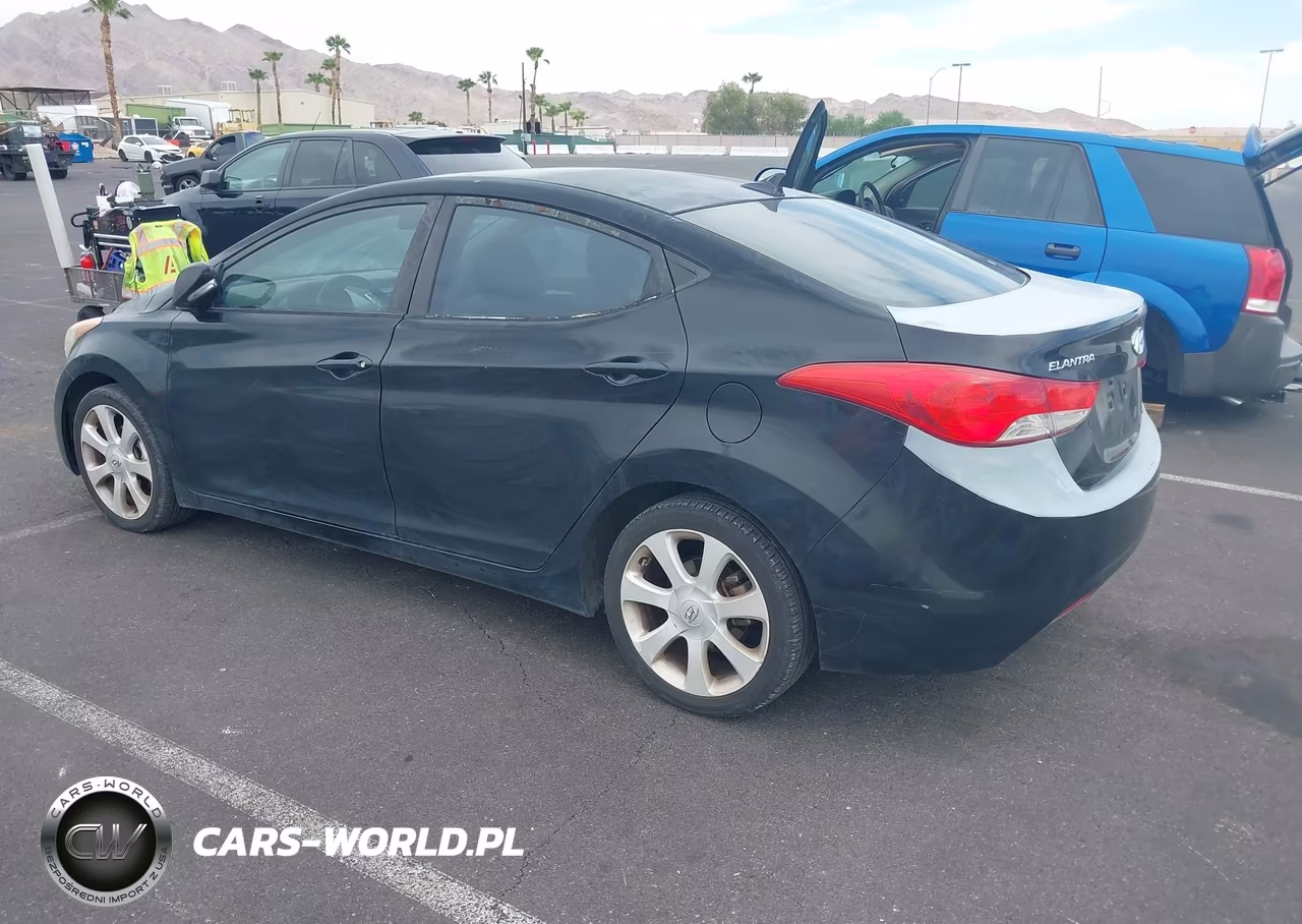 2011 Hyundai Elantra Limited VIN:5NPDH4AE3BH015822 - 3