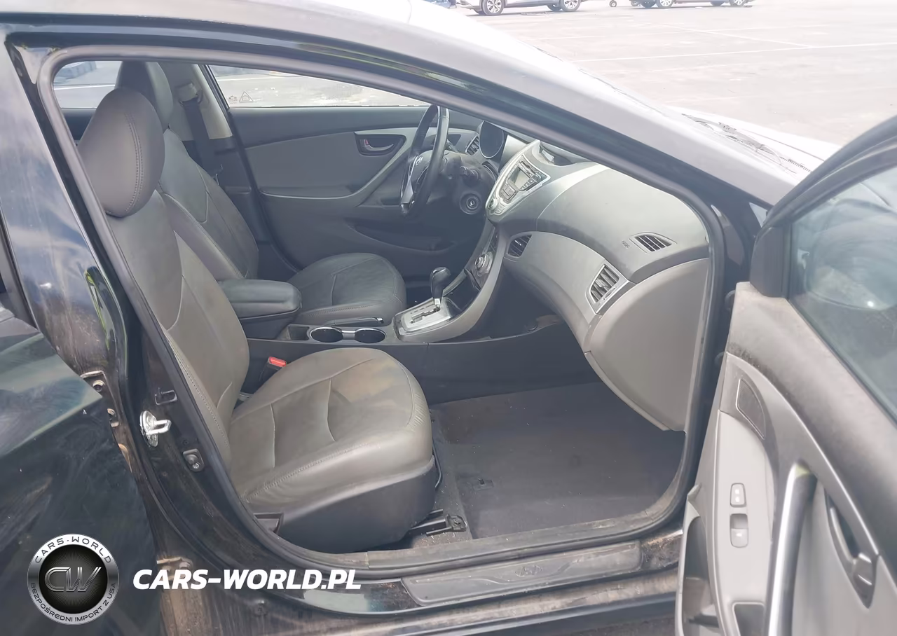 2011 Hyundai Elantra Limited VIN:5NPDH4AE3BH015822 - 5