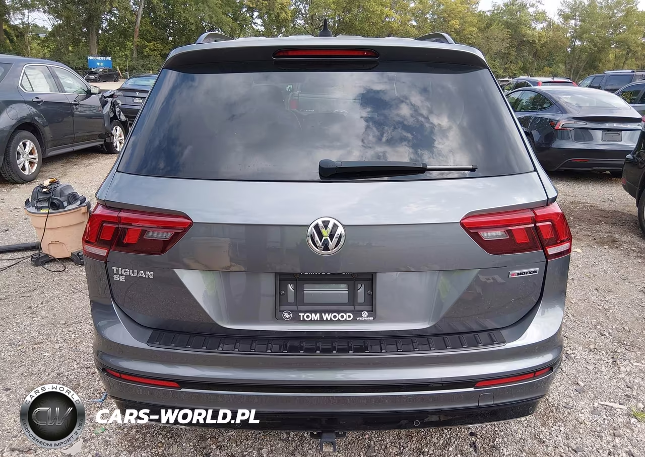 2020 Volkswagen Tiguan 2.0T Se-2.0T Se R-Line Black-2.0T Sel VIN:3VV2B7AX0LM131360 - 16