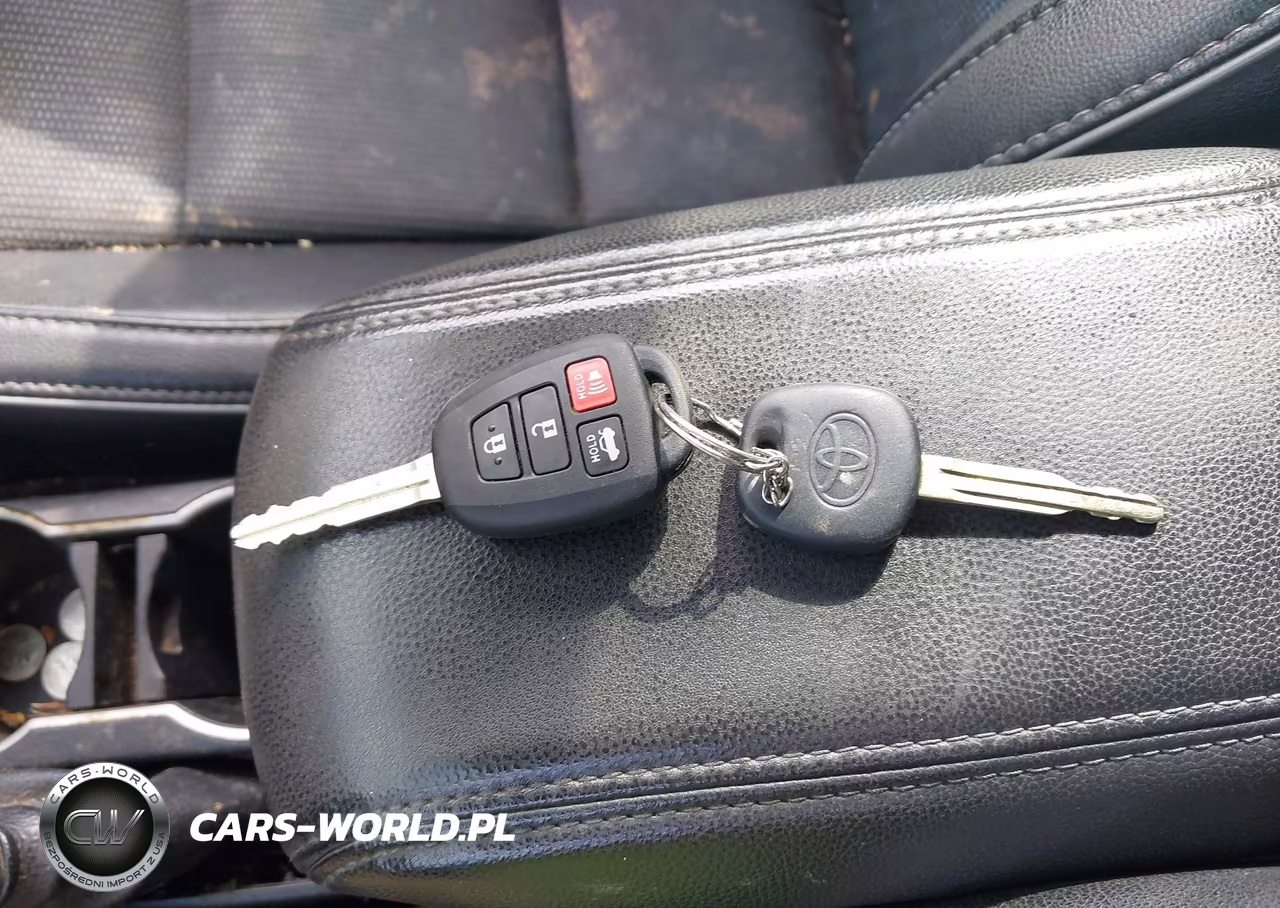 2015 Toyota Corolla S Plus VIN:2T1BURHE7FC353514 - 11