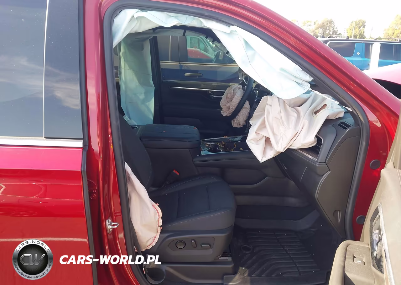 2026 Chevrolet Tahoe Ls VIN:1GNS5MKD3TR318039 - 5