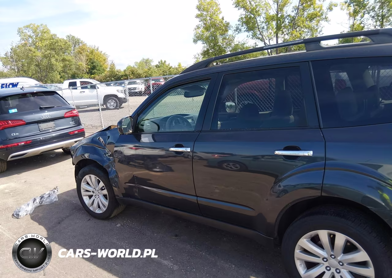 2013 Subaru Forester 2.5X Premium VIN:JF2SHADC5DH434807 - 15