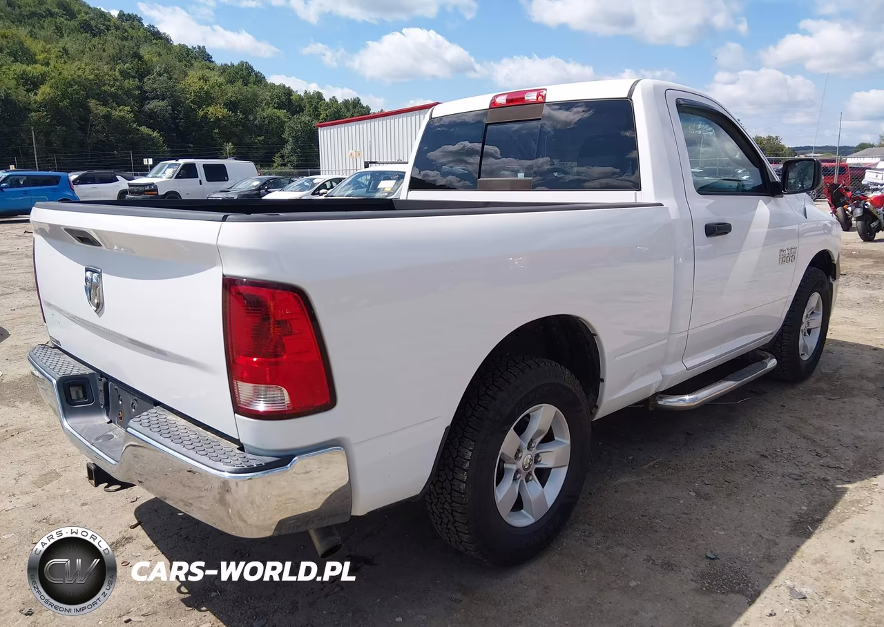 2013 Ram 1500 Tradesman VIN:3C6JR6AG4DG588387 - 4