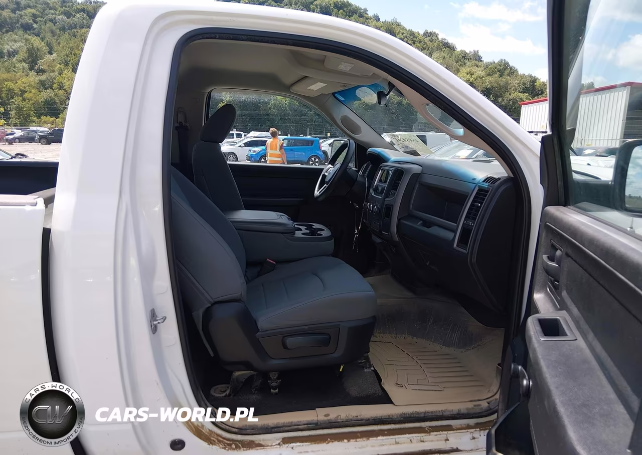 2013 Ram 1500 Tradesman VIN:3C6JR6AG4DG588387 - 5