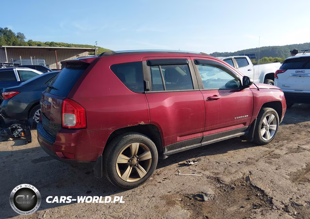 2013 Jeep Compass Sport VIN:1C4NJDBB8DD263165 - 4