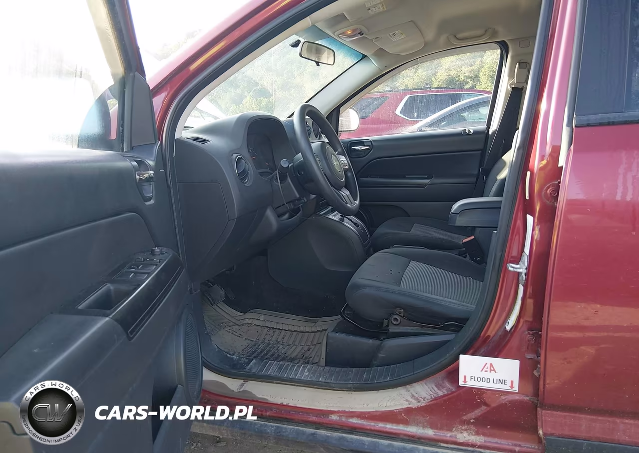 2013 Jeep Compass Sport VIN:1C4NJDBB8DD263165 - 6