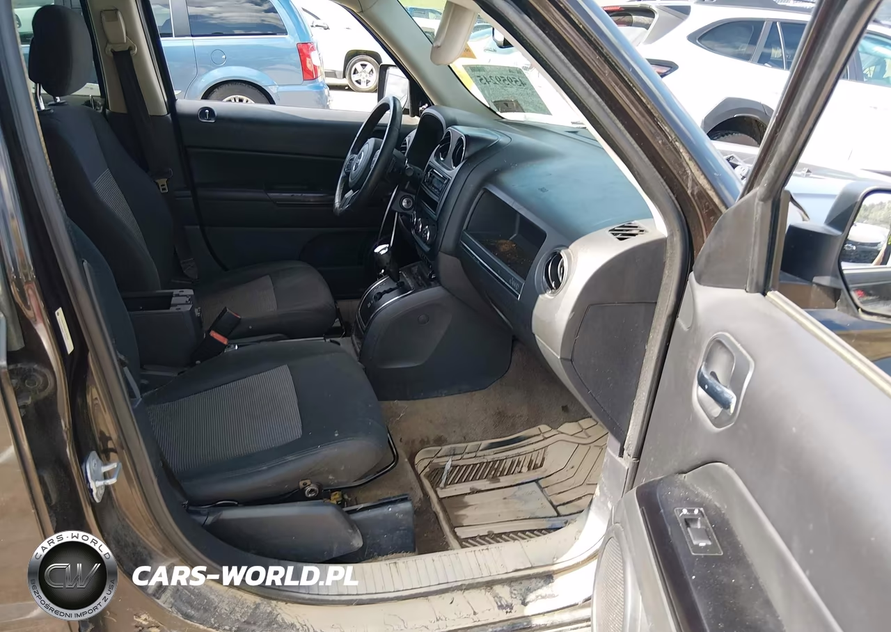 2014 Jeep Patriot Latitude VIN:1C4NJRFB3ED762304 - 5