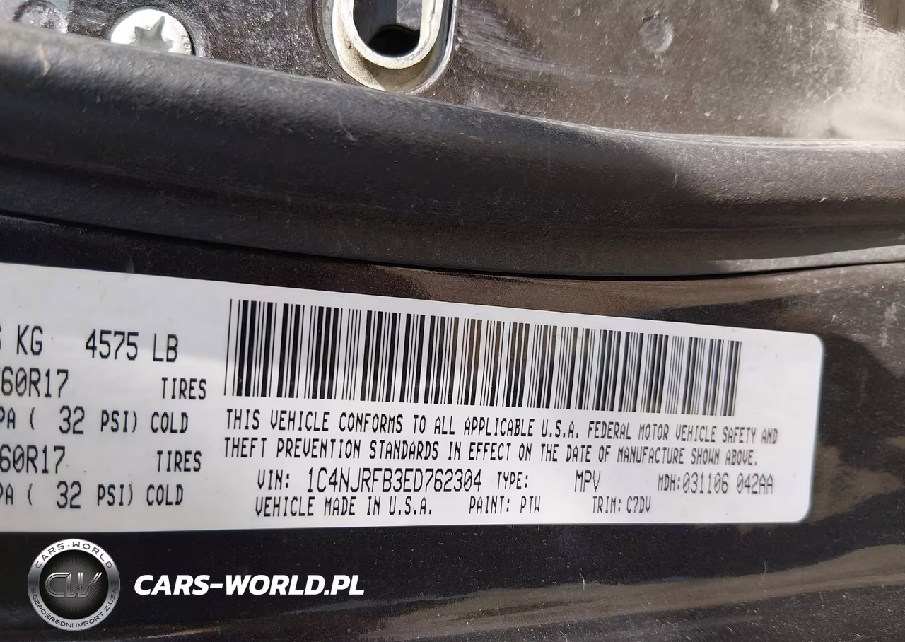 2014 Jeep Patriot Latitude VIN:1C4NJRFB3ED762304 - 9
