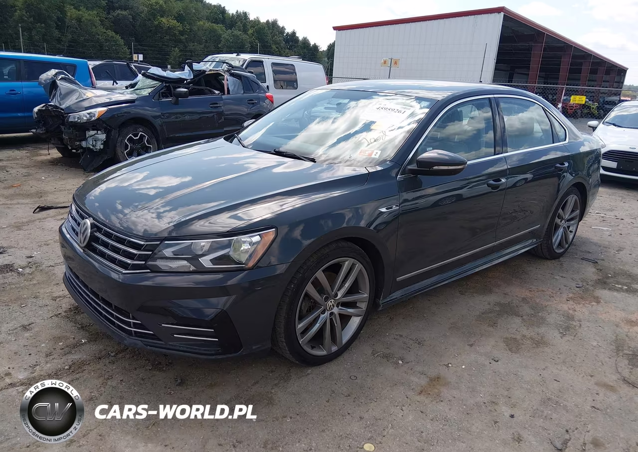 2017 Volkswagen Passat 1.8T R-Line VIN:1VWDT7A37HC000112 - 2