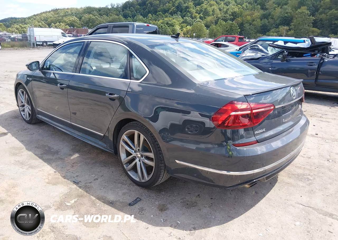 2017 Volkswagen Passat 1.8T R-Line VIN:1VWDT7A37HC000112 - 3