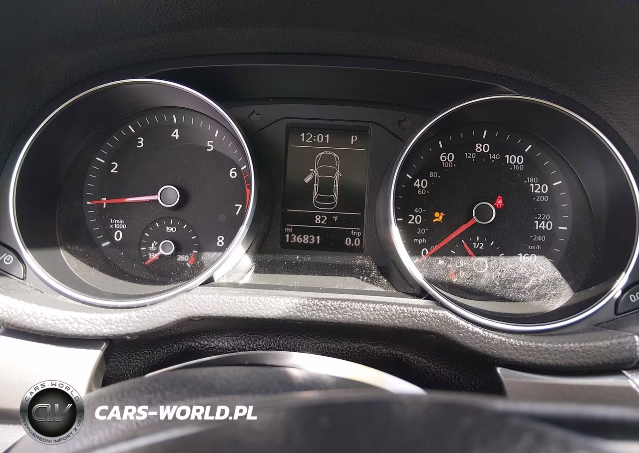 2017 Volkswagen Passat 1.8T R-Line VIN:1VWDT7A37HC000112 - 7