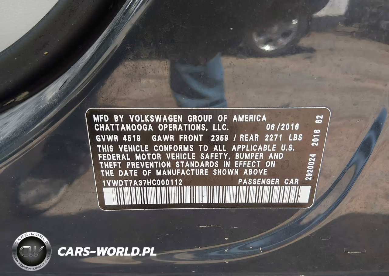 2017 Volkswagen Passat 1.8T R-Line VIN:1VWDT7A37HC000112 - 9