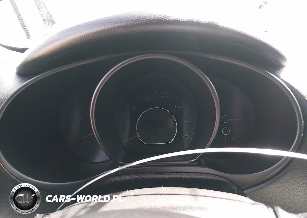 2018 Kia Soul + VIN:KNDJP3A56J7587020 - 7