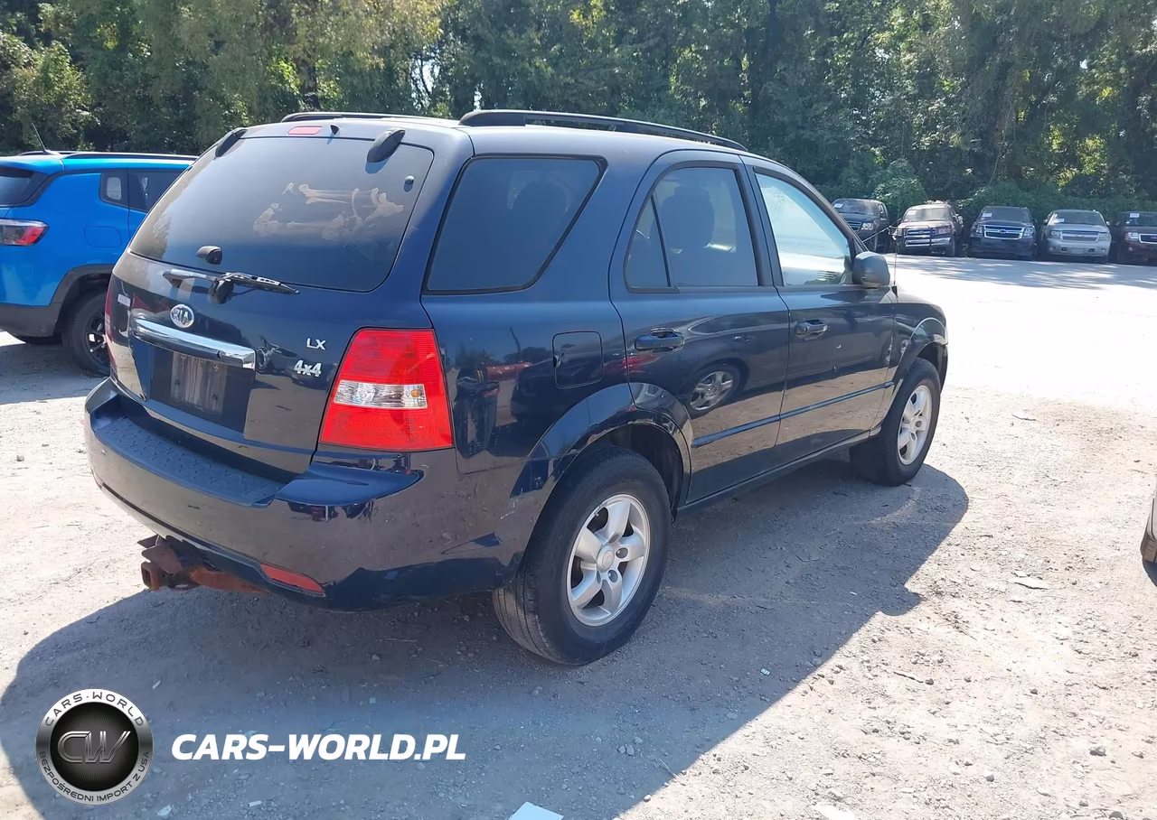 2008 Kia Sorento Lx VIN:KNDJD735X85829908 - 4