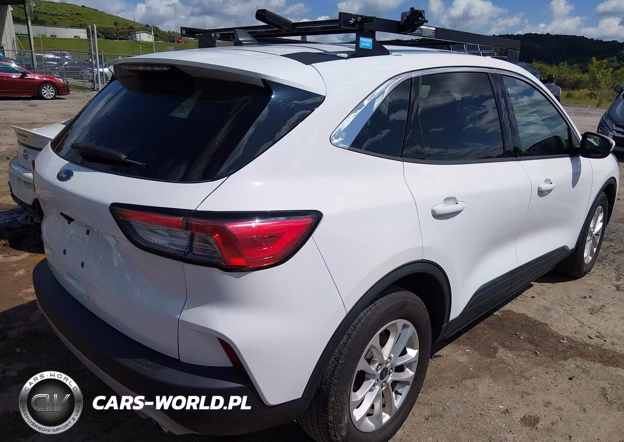 2021 Ford Escape Se VIN:1FMCU0G64MUA61079 - 4