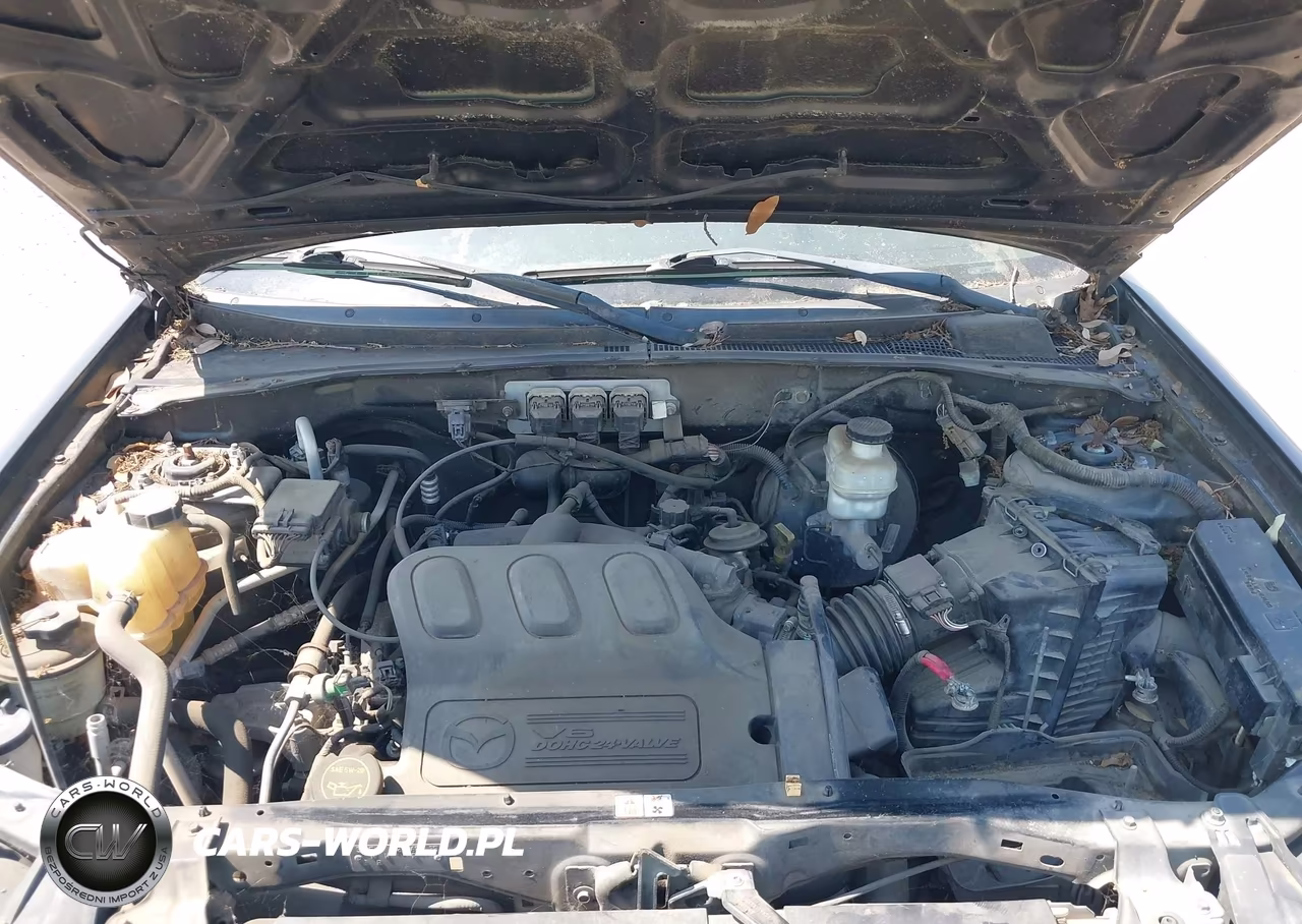 2005 Mazda Tribute S VIN:4F2YZ04125KM26425 - 10