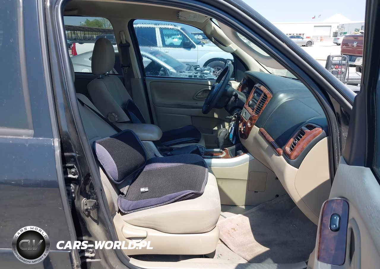2005 Mazda Tribute S VIN:4F2YZ04125KM26425 - 5