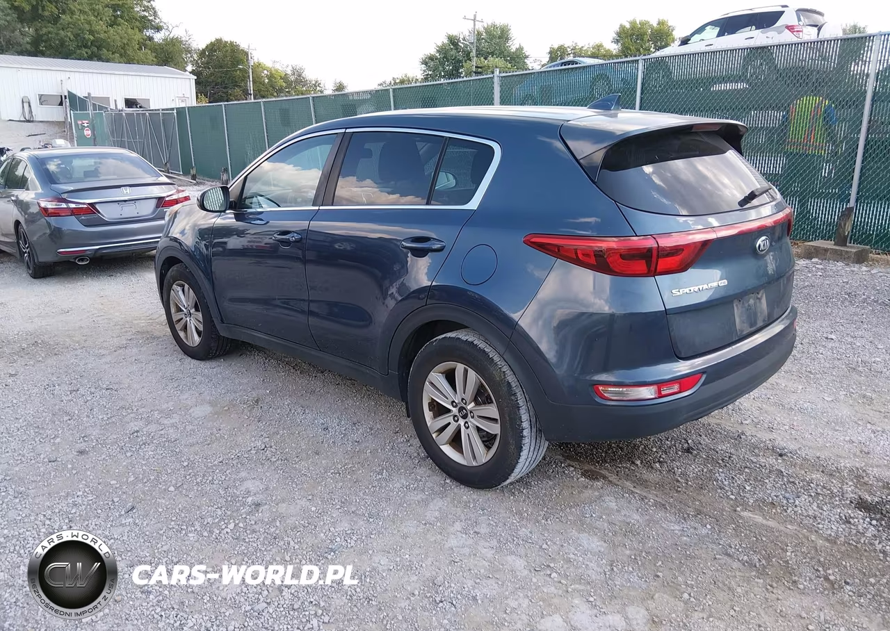 2017 Kia Sportage Lx VIN:KNDPM3AC9H7208121 - 3