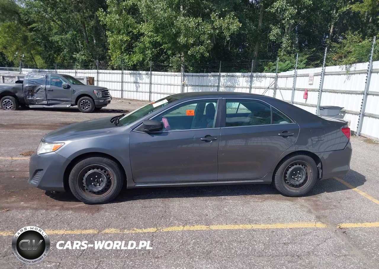 2013 Toyota Camry Le VIN:4T1BF1FK1DU236589 - 15