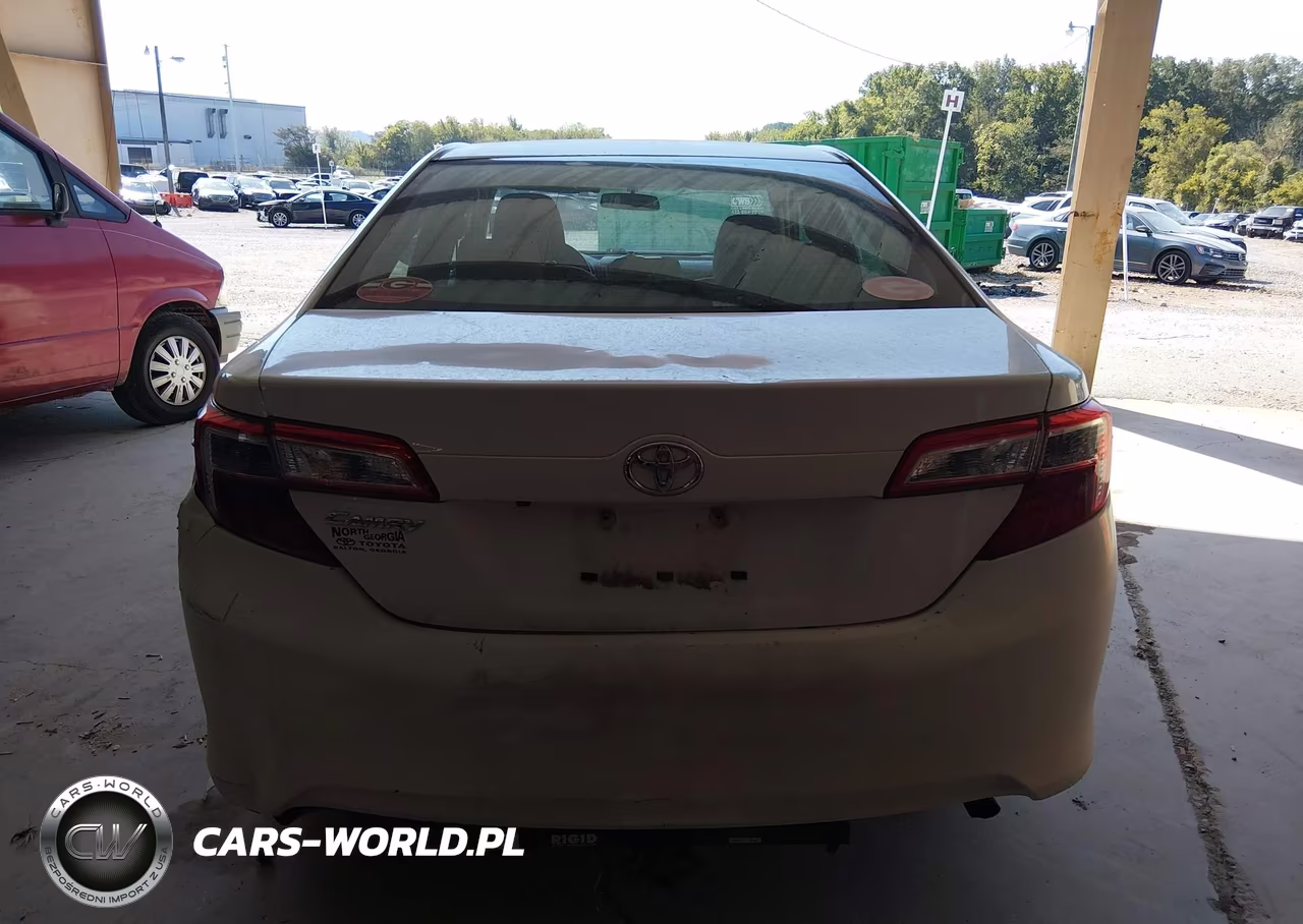 2014 Toyota Camry L VIN:4T1BF1FK5EU868366 - 16