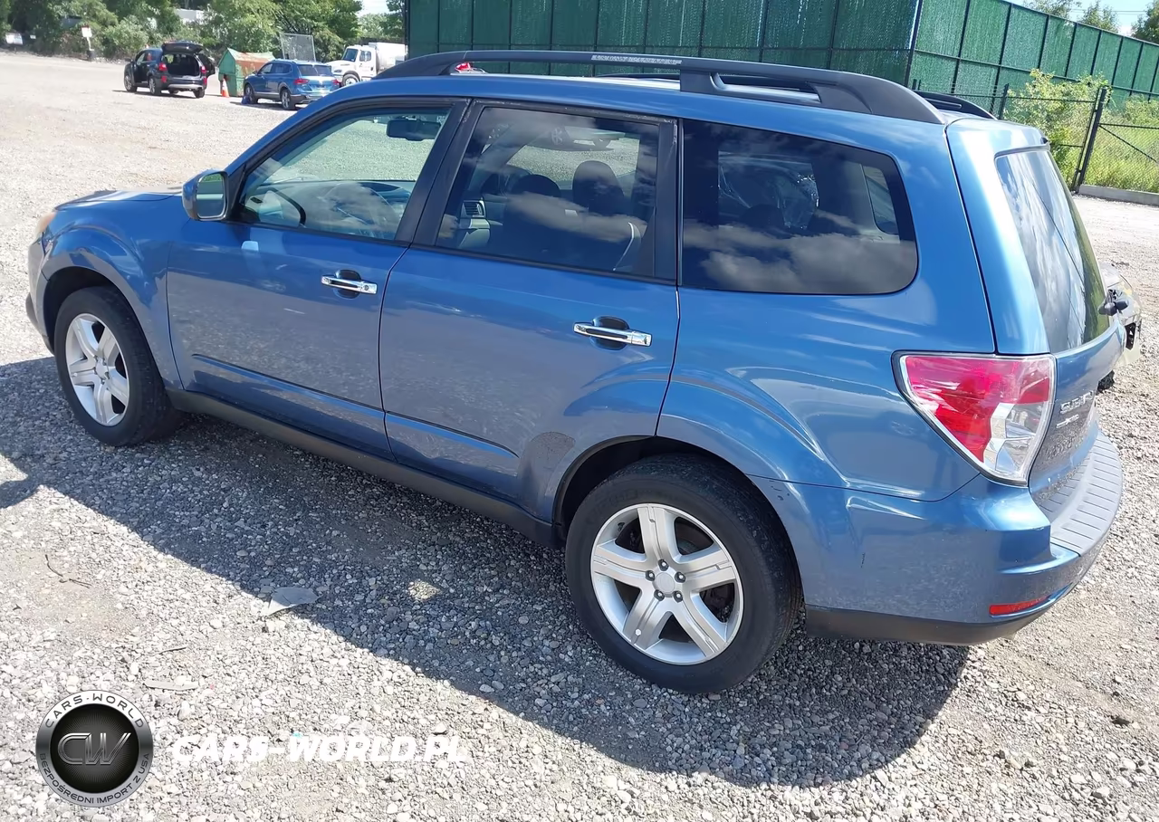 2010 Subaru Forester 2.5X Premium VIN:JF2SH6CCXAH733025 - 3