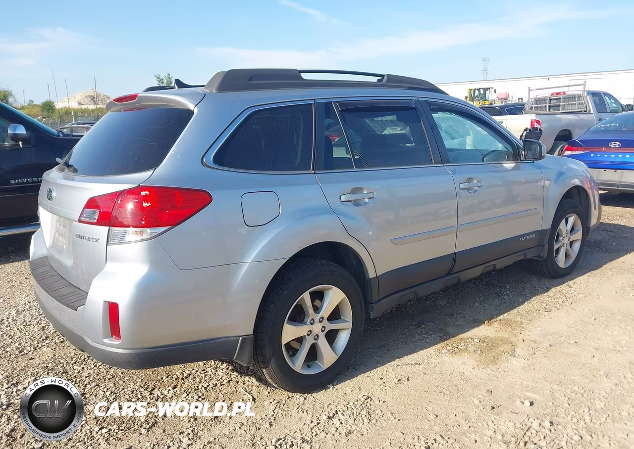 2013 Subaru Outback 2.5I Limited VIN:4S4BRCKC2D3216231 - 4