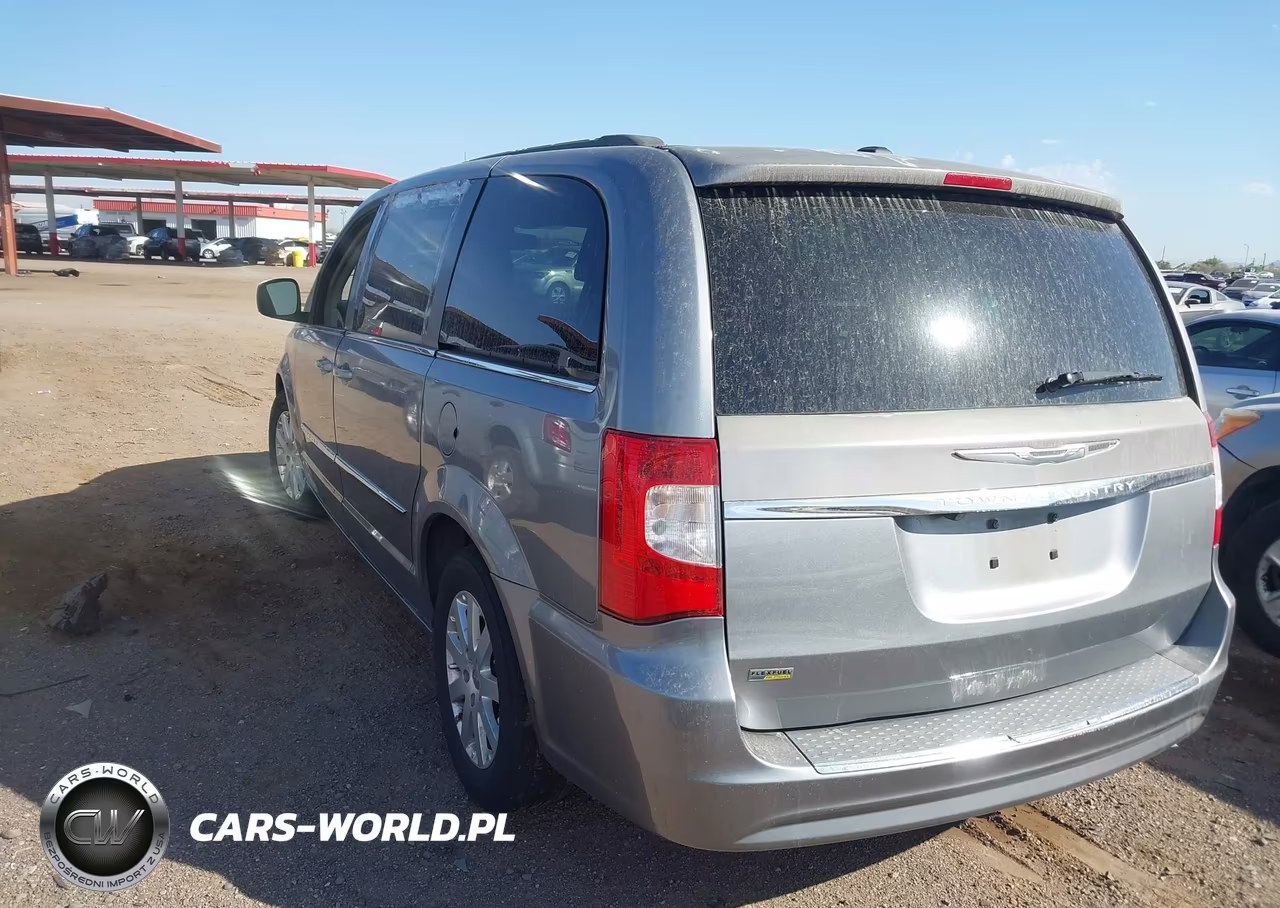 2014 Chrysler Town & Country Touring VIN:2C4RC1BG1ER448324 - 3