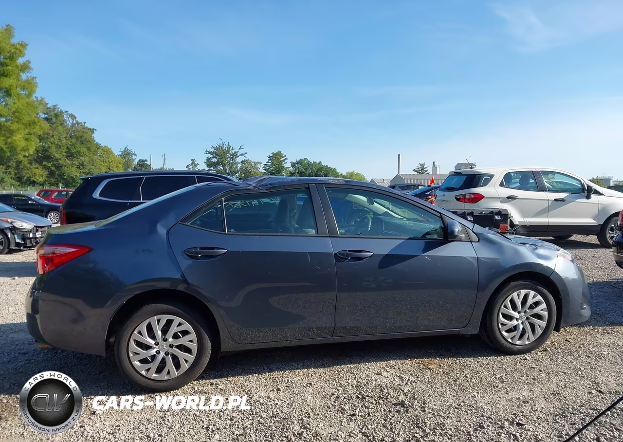 2017 Toyota Corolla Le VIN:2T1BURHE3HC935841 - 13