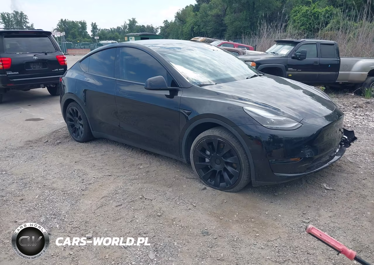 2024 Tesla Model Y Long Range Dual Motor All-Wheel Drive – zdjęcie 1 z 19