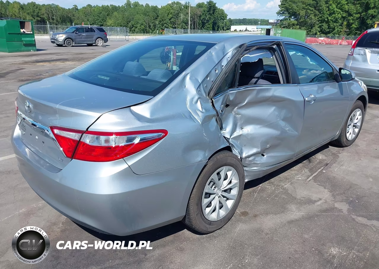2016 Toyota Camry Le VIN:4T1BF1FK3GU175332 - 4