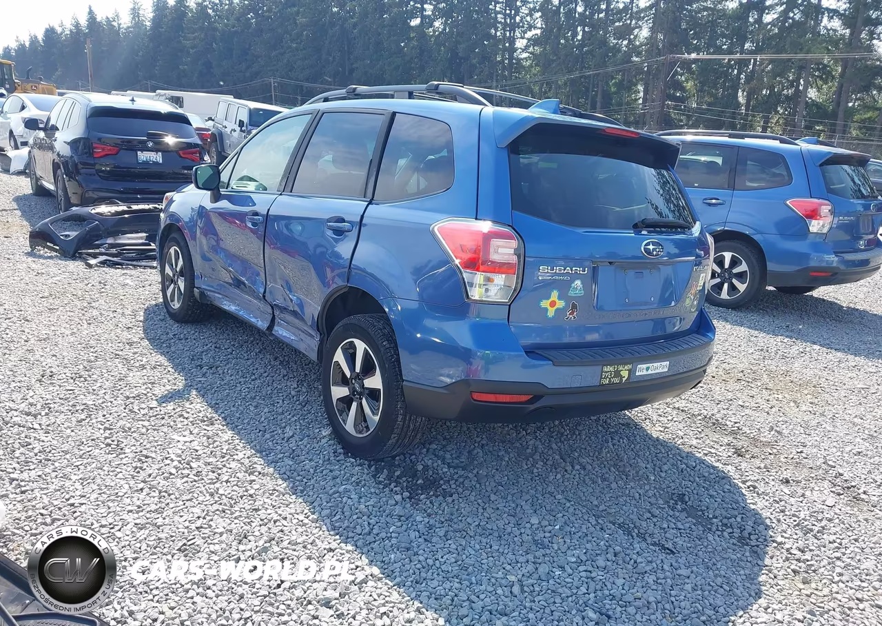 2018 Subaru Forester 2.5I Premium VIN:JF2SJAEC0JH515891 - 3