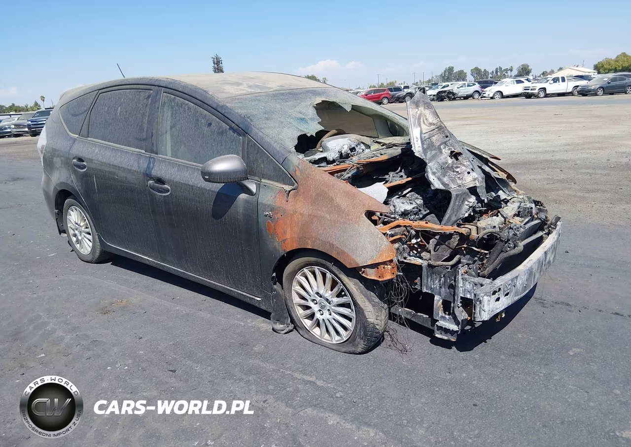 2014 Toyota Prius V Three – zdjęcie 1 z 15