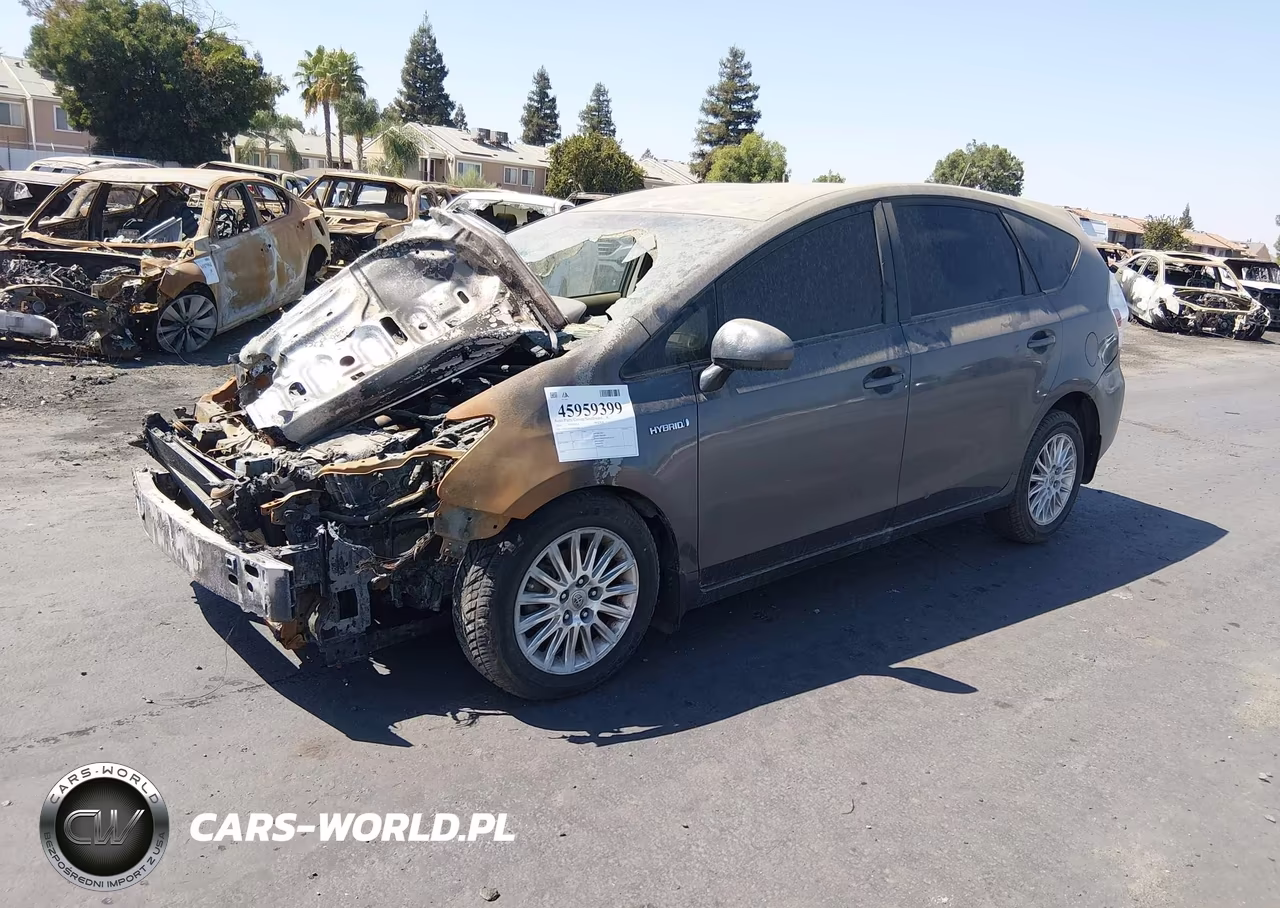 2014 Toyota Prius V Three VIN:JTDZN3EU6EJ000267 - 2