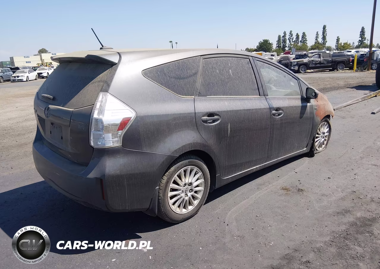 2014 Toyota Prius V Three VIN:JTDZN3EU6EJ000267 - 4